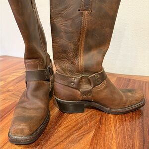 Frye Women’s Brown Leather Western Boots